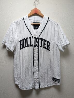 Men's Hollister Baseball Jersey Short Sleeve Button-up Shirt Size Medium Sports